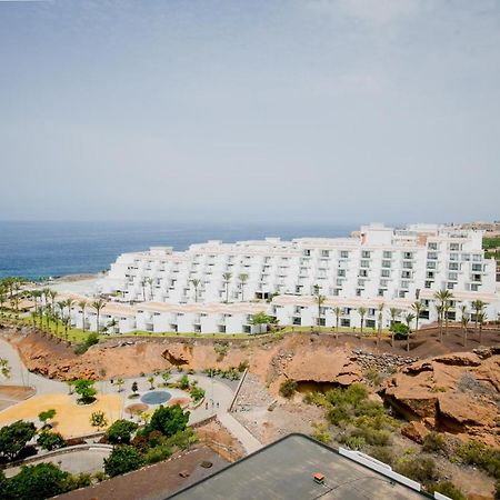 Holiday Studio With Pool Адехе Екстериор снимка